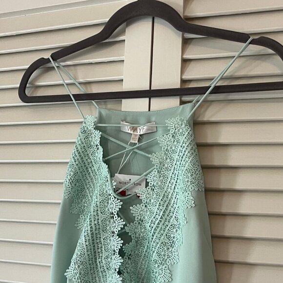 NWT Wayf Posie Strappy Camisole criss-cross lace-up tank top mint green medium - Picture 4 of 10